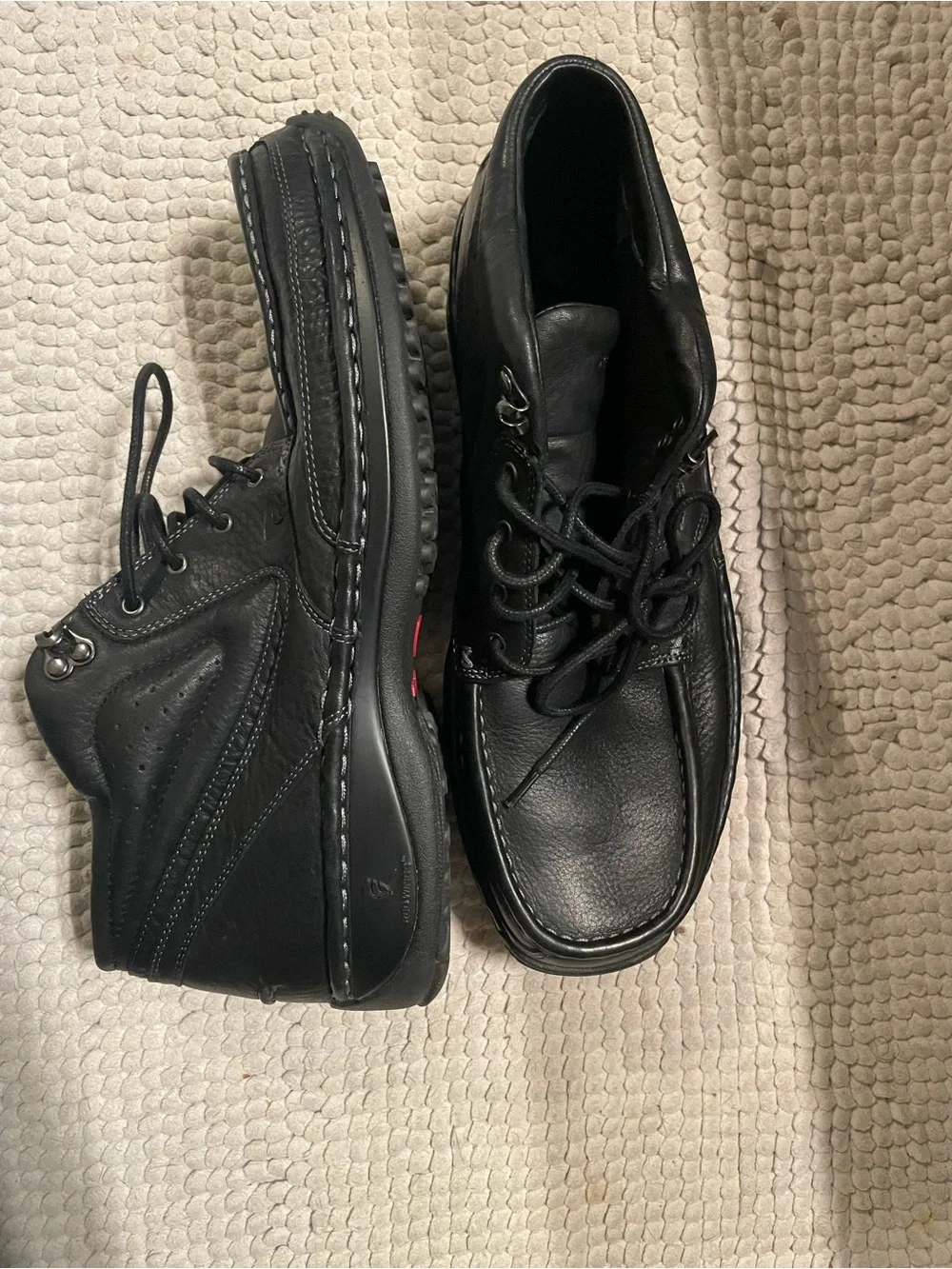 Red Wing Shoes classic black